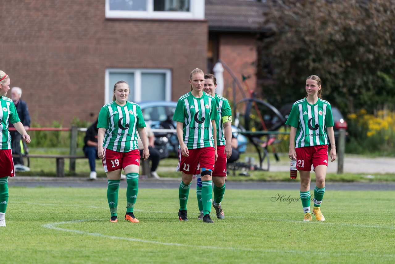 Bild 225 - F SV Boostedt - SV Fortuna St. Juergen : Ergebnis: 2:1